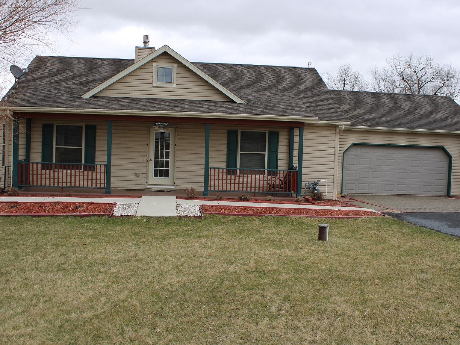 17199 Lake Carroll Blvd, Lanark, IL 61046 Zillow