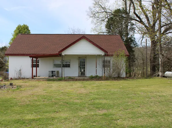 1014 Spring Creek Rd, Chapmansboro, TN 37035