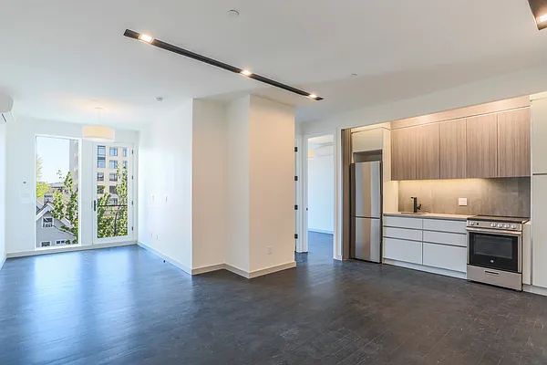 Rented by Pinn Realty | media 51