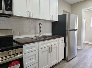 233 W Madison St APT 4, Rochester, PA 15074