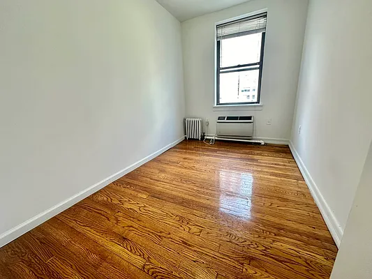 Rented by J PRESTON AND ASSOCIATES INC | media 12