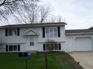 602 E Bronson Rd, Seymour, WI 54165