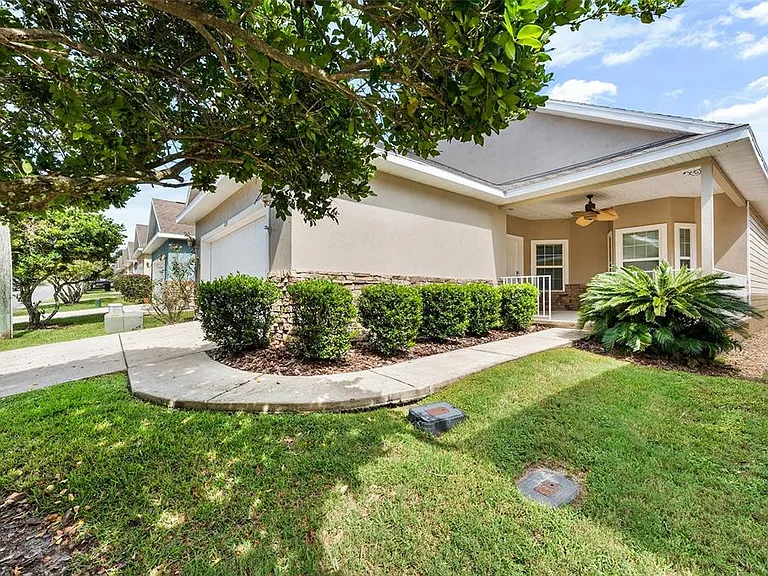 1125 NW 120th Way — Photo 1