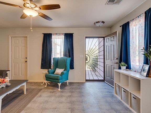 4th image of 3241 W Via Campana De Oro