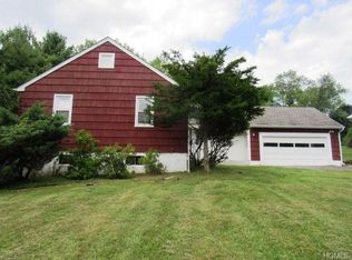 48-50 Eisenhower Dr, Middletown, NY