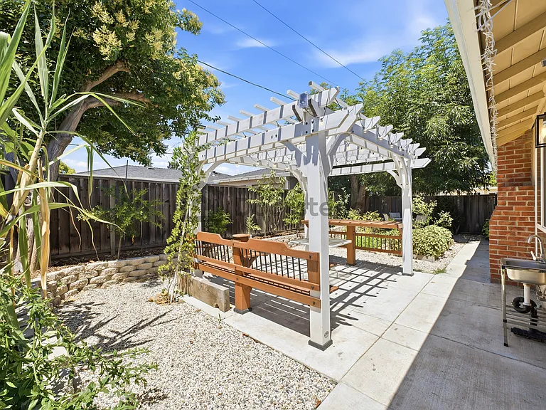 2351 New Jersey Ave — Photo 42
