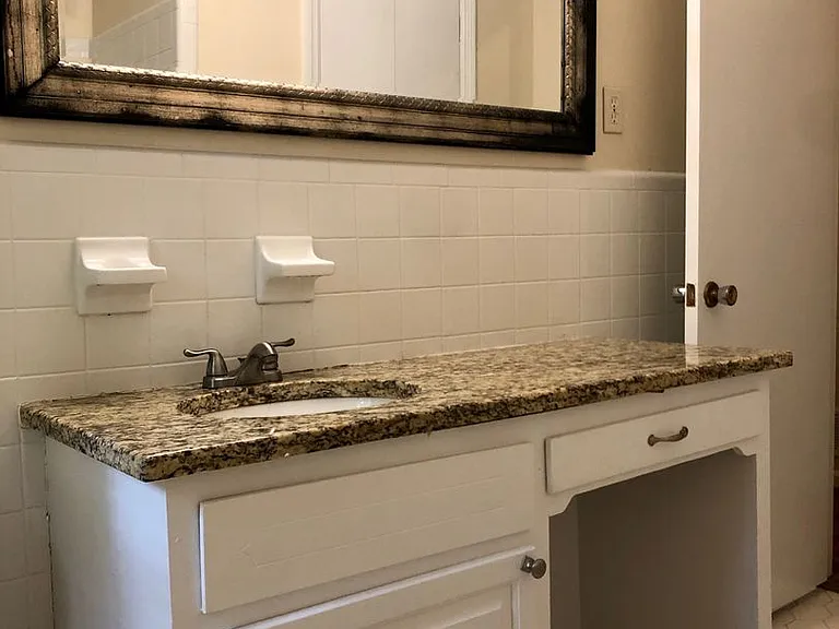 4578 Oakland Ter SW — Photo 12