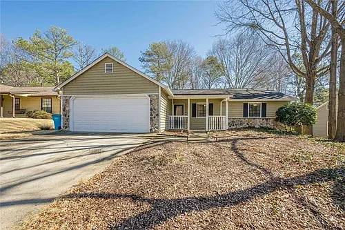 2491 Redfield Dr Photo 1