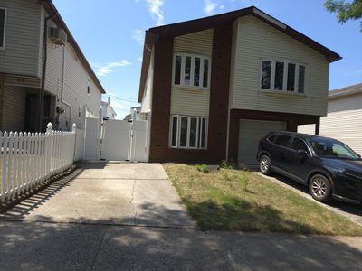 (Undisclosed Address), Staten Island, NY, 10309