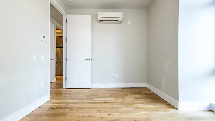 Rented by Nooklyn NYC LLC | media 6