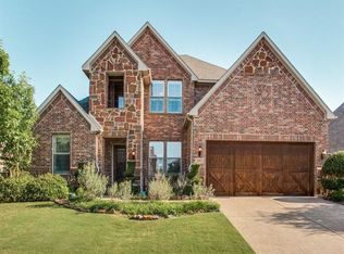 216 Petunia Dr, Flower Mound, TX 75028