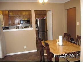 4th image of 1605 Lenox Ave