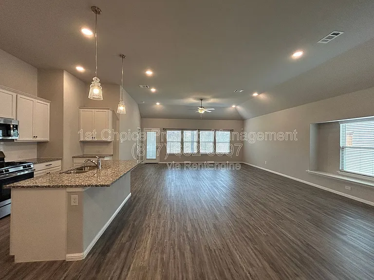 8941 Lantana Meadow Dr — Photo 15