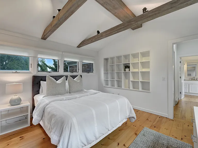 16 Harbor Dr — Photo 8