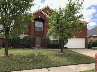 1810 Sunflower Dr, Corinth, TX 76210