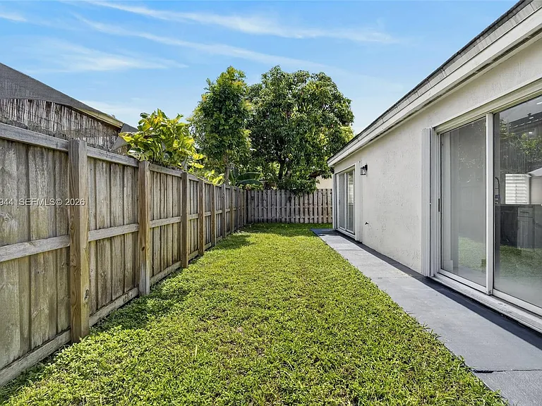15772 SW 74th Ln — Photo 29