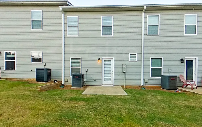 223 Long Island Dr — Photo 18