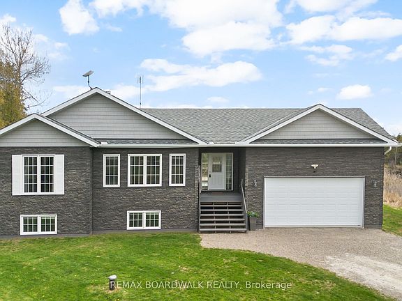 2nd image of 661 Pinery Rd