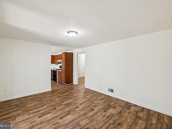 5th image of 2511 Lisa Dr