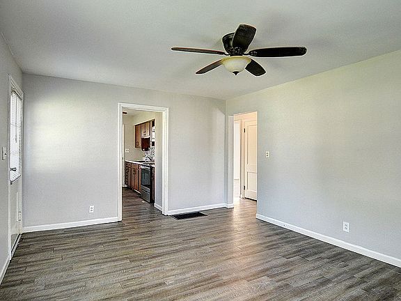 2nd image of 3209 Bexley Dr