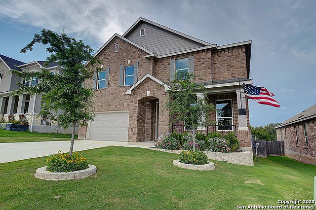 Louis Vuitton Bedroom In Texas Home For Sale Takes Fashion