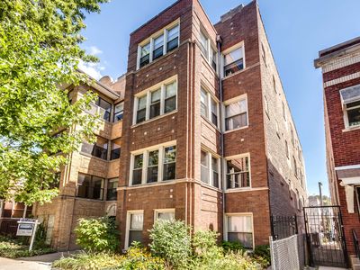 4937 N Troy St APT 2, Chicago, IL, 60625