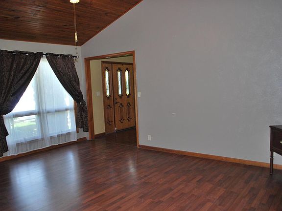 5th image of 112 Myers Dr