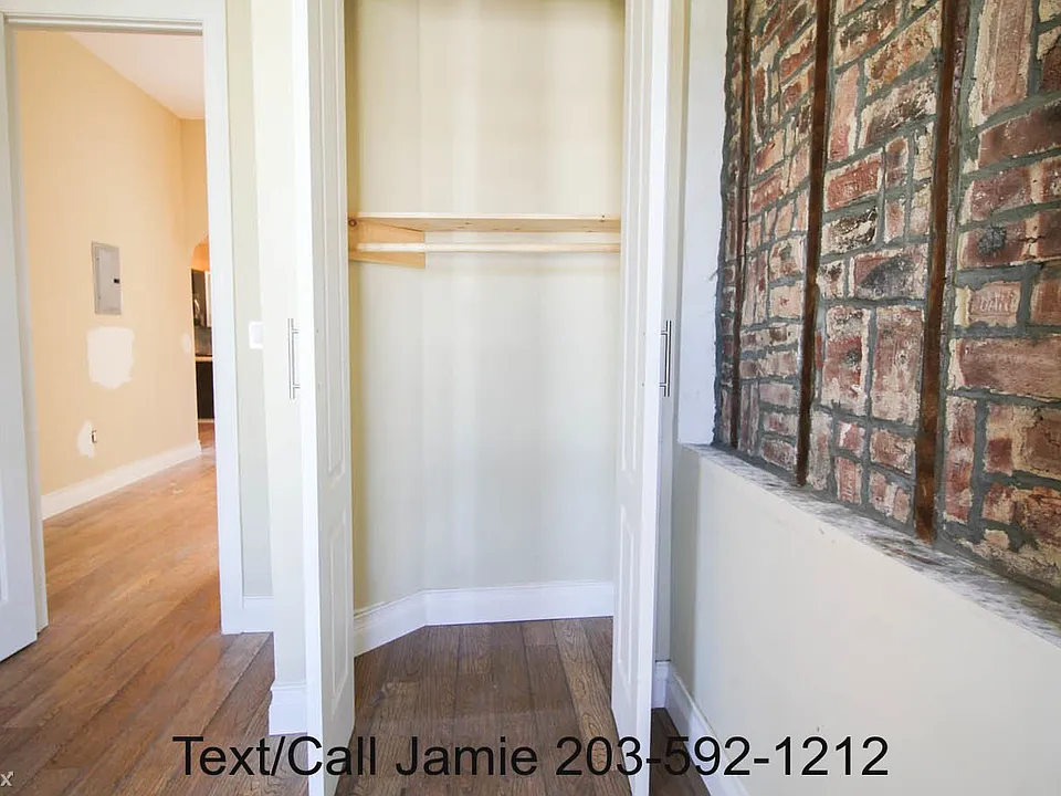 238 Schefer St_05