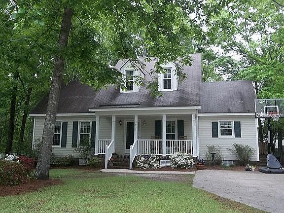 3rd image of 3912 Crosswinds Dr