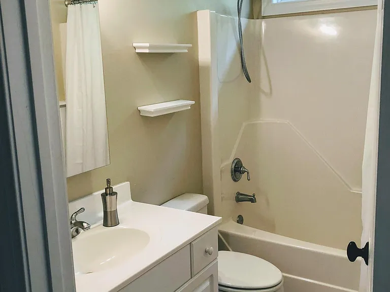 5016 Monck Ct — Photo 18