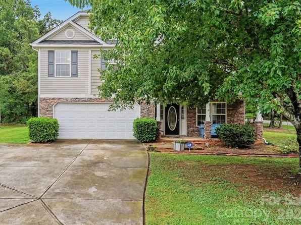 2700 Loxdale Farms Dr, Monroe, NC 28110
