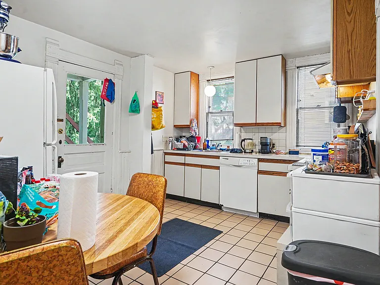 528 S 5th Ave #1 — Photo 9
