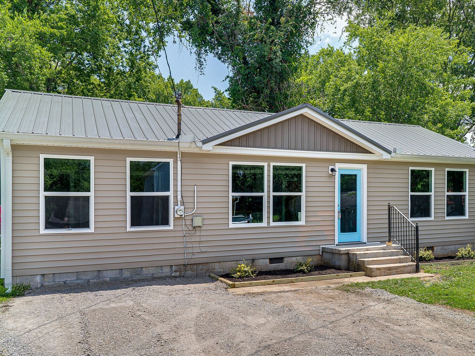 121 McBroom St, Woodbury, TN 37190 MLS 2609114 Zillow