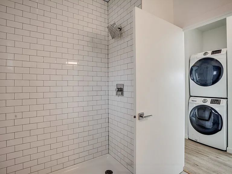3333 Nicollet Ave S — Photo 15