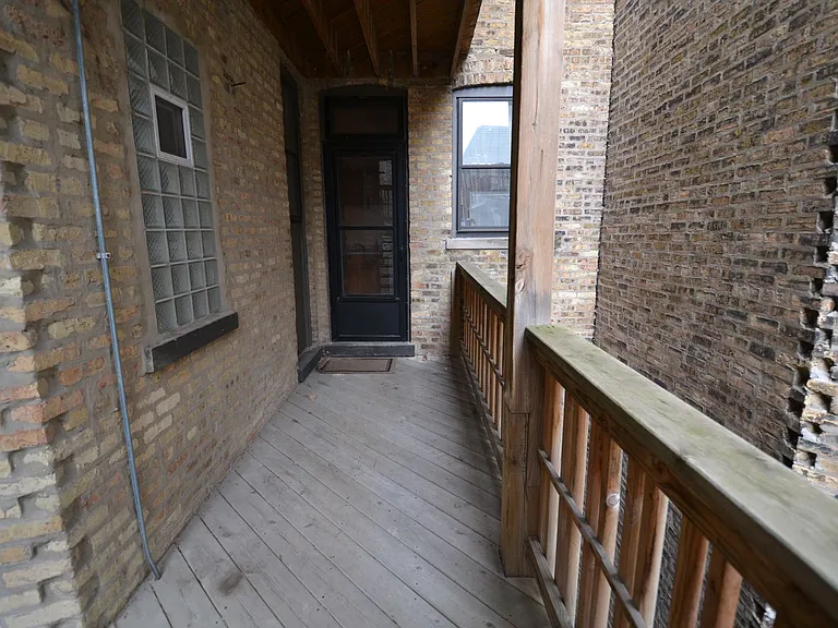 3759-61 N Lakewood Ave — Photo 9