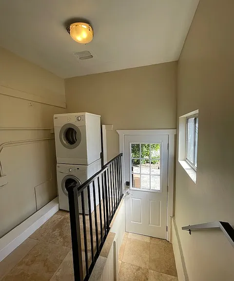 1175 E Westminster Ave #1 — Photo 17