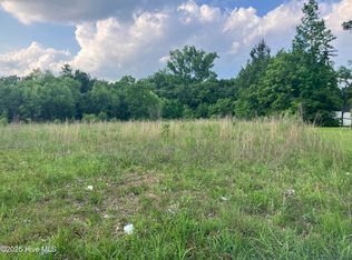 45 Raleigh Rd, Wallace, NC 28466