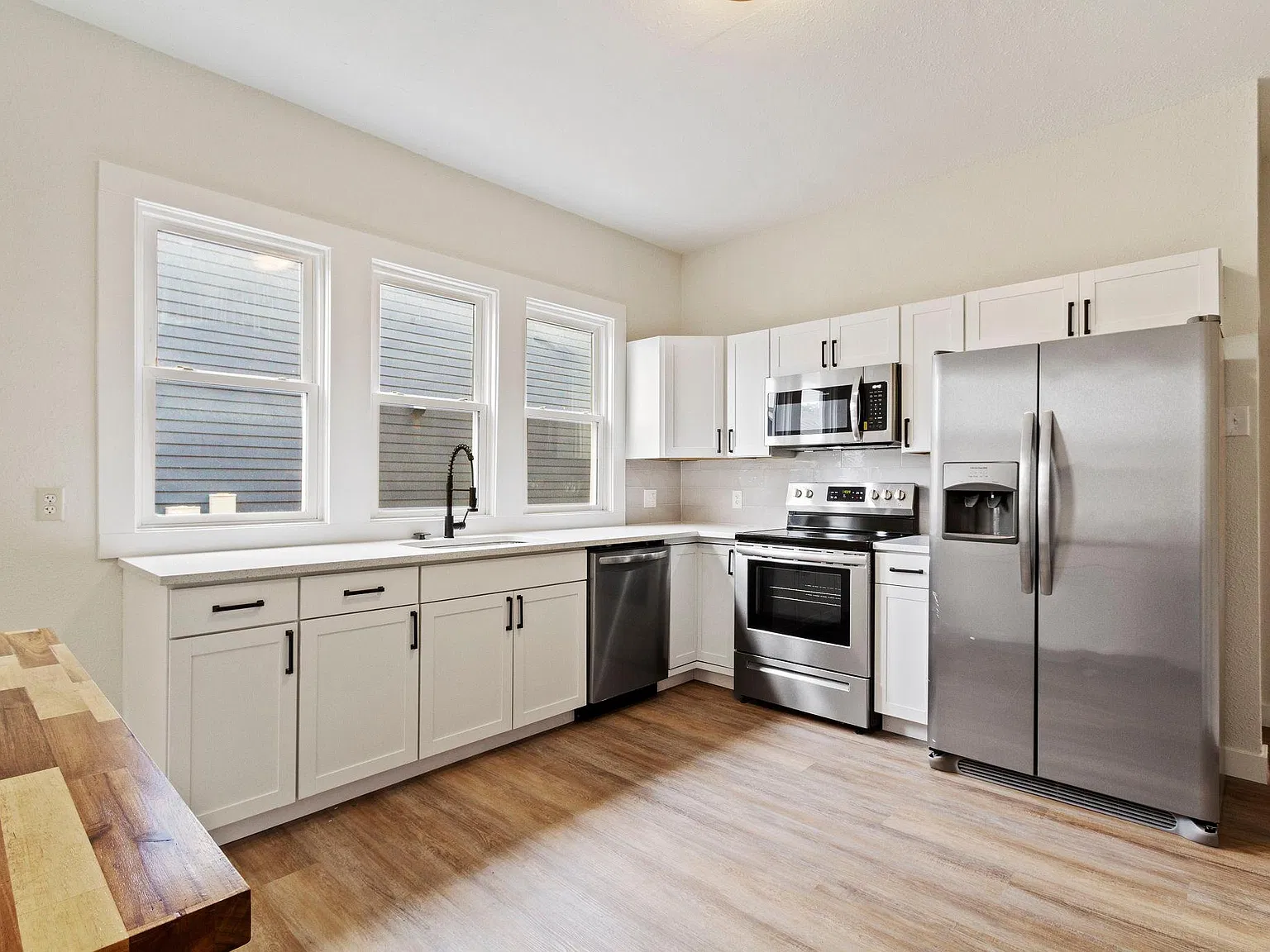 805 N Hamilton Ave — Photo 3