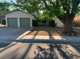 317 Montclaire Dr NE, Albuquerque, NM 87108