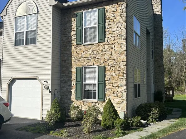 13 Oxford Ct, Eagleville, PA 19403