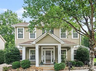 11364 Heritage Green Dr, Cornelius, NC 28031