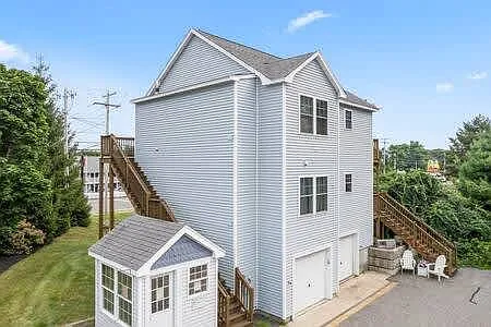 2 bed, 620 sqft, $2,000 — Photo 3