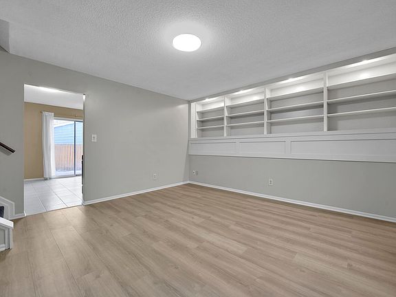 2nd image of 4550 Glenhaven Dr