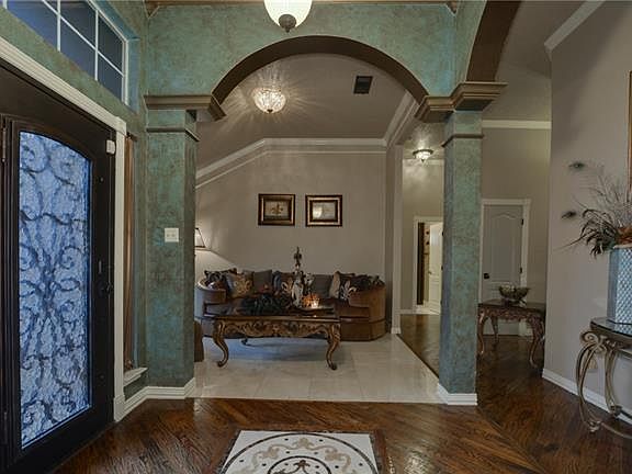 4th image of 1112 Ashford Dr