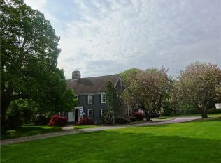 147 Lawrence Dr, Portsmouth, RI 02871