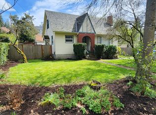 7704 SW Capitol Hill Rd, Portland, OR 97219