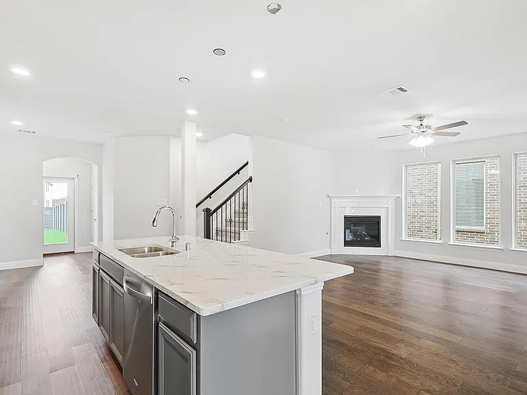 1752 Blakely Pl — Photo 26