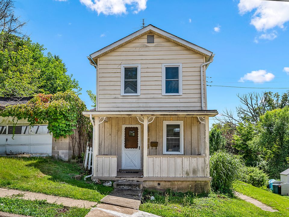 1st image of 424 Worthington St