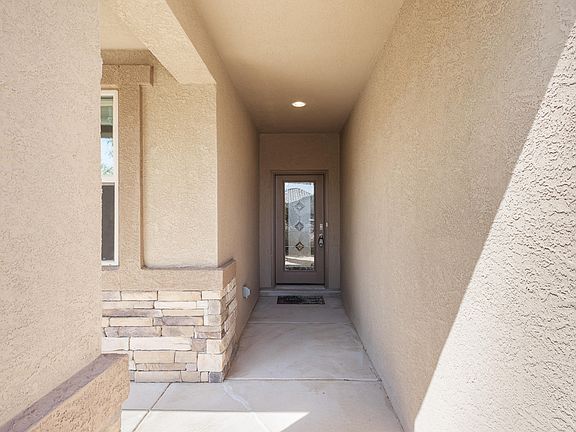 5th image of 1800 Valle Vista Rd NW