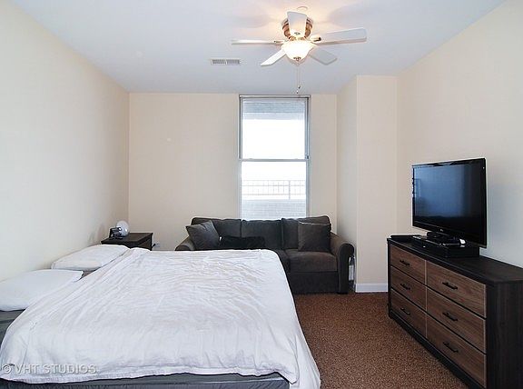 5th image of 1124 Lake St #406